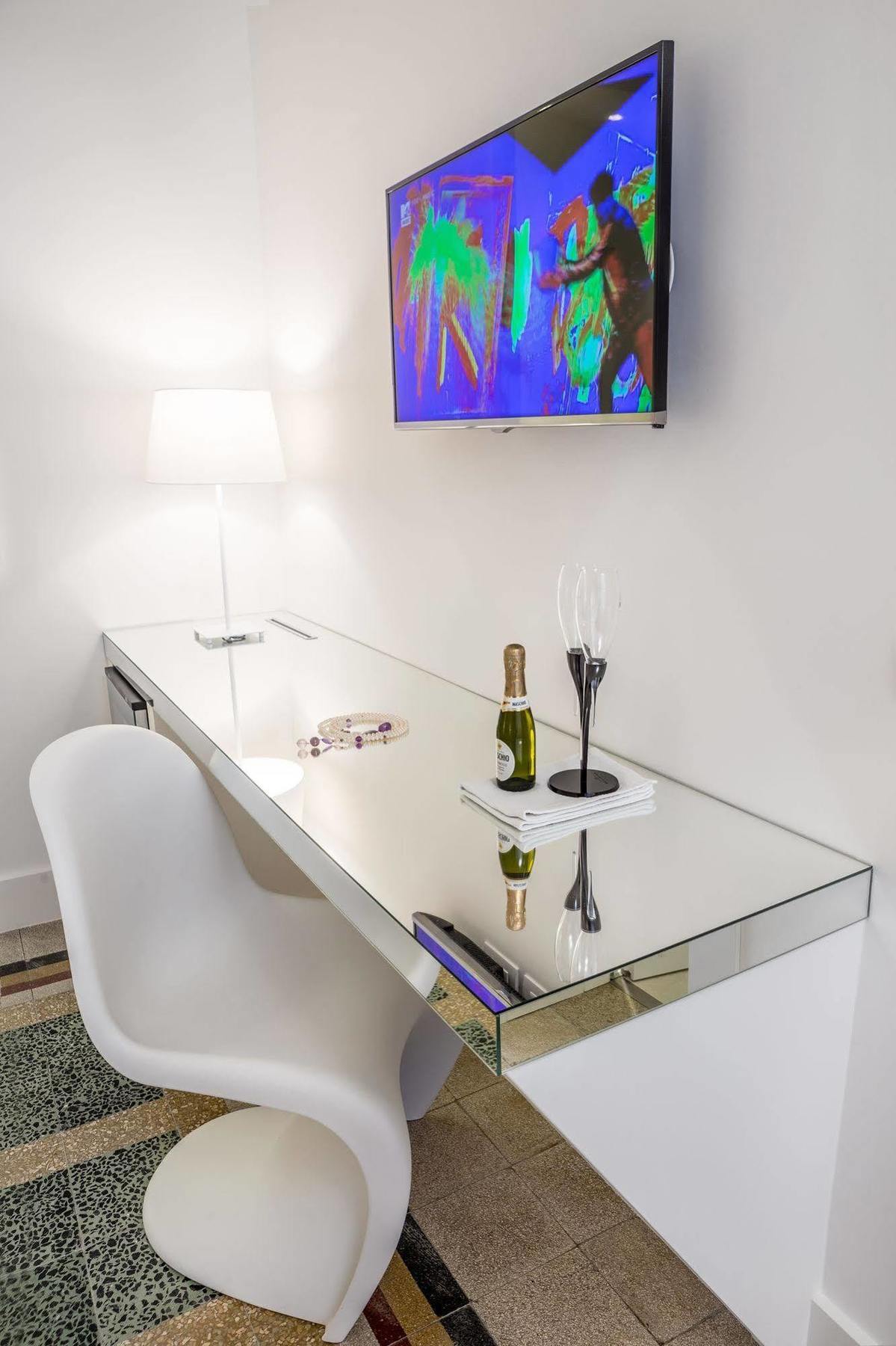 Home Boutique Luxury & Design Реджо ди Калабрия Екстериор снимка