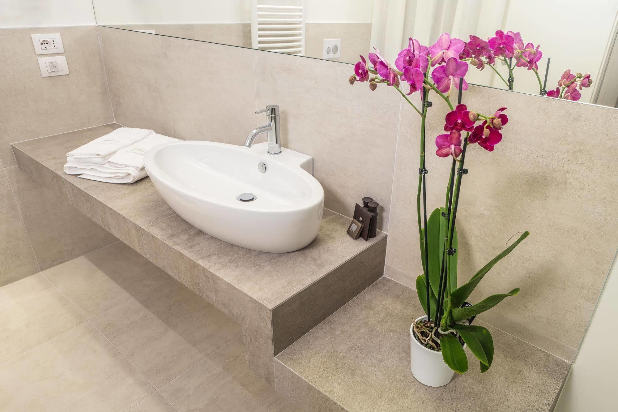 Home Boutique Luxury & Design Реджо ди Калабрия Екстериор снимка